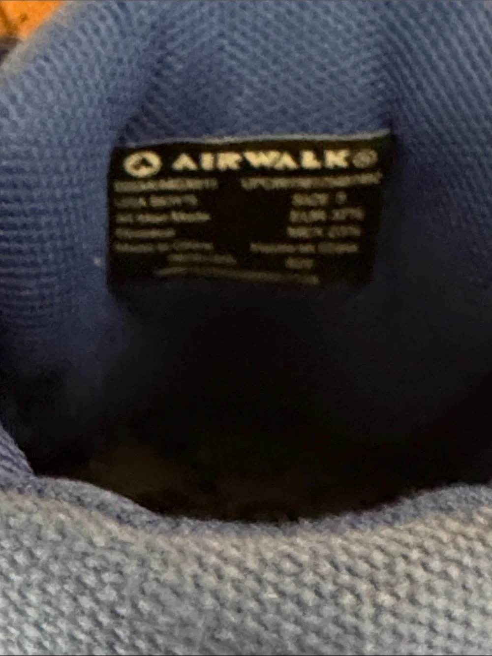 Airwalk low top